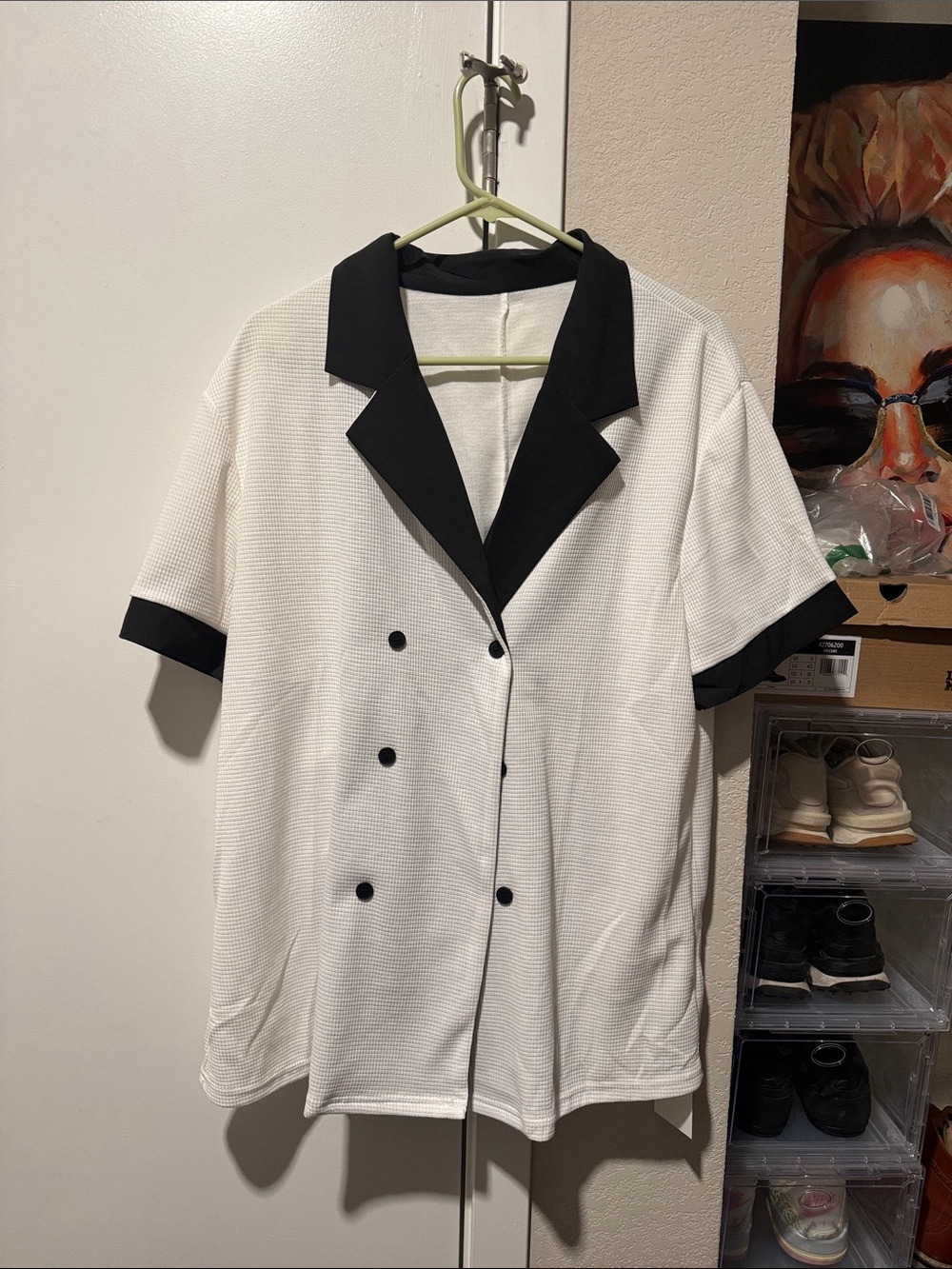 Men's Short-Sleeve Double-Breasted Jacket with Black Trim